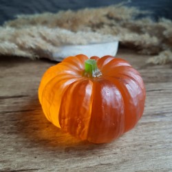 Citrouille décorative en résine de 7 cm.