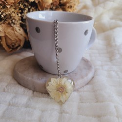 Boule à thé pendentif coeur fleur séchée de Nigelle