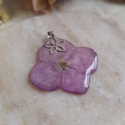 Pendentif fleur d'Hortensia cristallisée