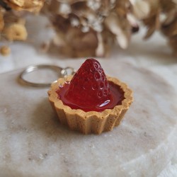 Porte-clé tarte ronde à la fraise.