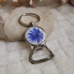 Porte-clé décapsuleur en métal et fleurs séchées de Bleuet