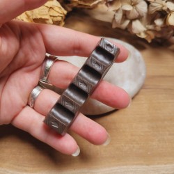 Magnet barre chocolatée ultra réaliste en résine.