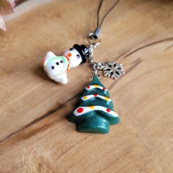 Bijoux de téléphone spécial Noël avec pendentif sapin en résine, mini flocon et pendentif bonhomme de neige en verre.