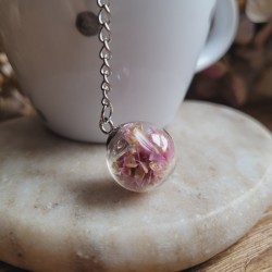 Boule à thé sphère en verre et pétales d'Immortelle d'Australie