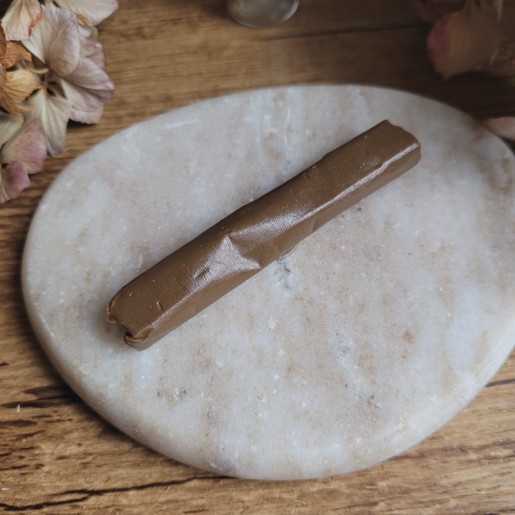 Magnet bonbon caramel ultra réaliste en résine.