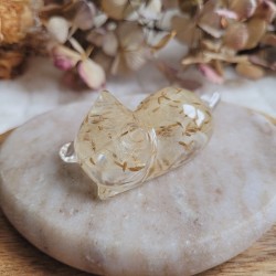 Moon - Figurine chat en résine et fleurs séchées de Pissenlit.