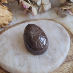 Magnet oeuf chocolat noir en résine - collection de Pâques.