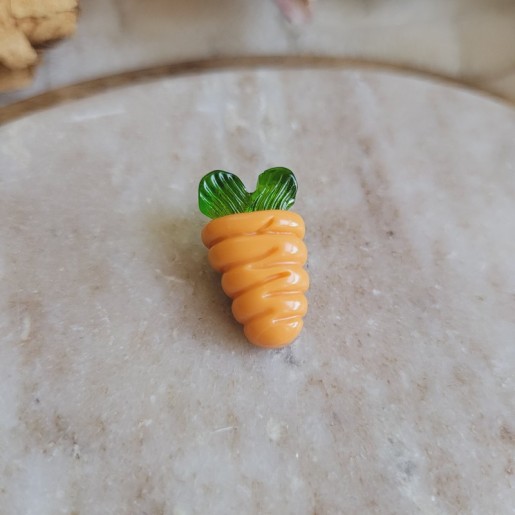 Magnet Mini Carotte en Résine – Collection de Pâques
