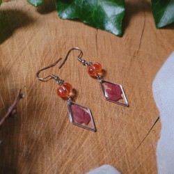 Boucles d’oreilles automne en résine avec feuilles naturelles et citrouilles en verre